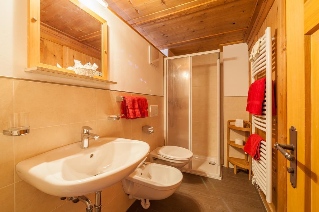 Berggasthaus Agritur Moserhof Braies (Prags) Exterior foto